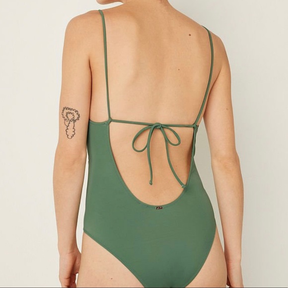 PINK
TRIANGLE CUTOUT ONE-PIECE SWIMSUIT - soft pine - Picture 2 of 2